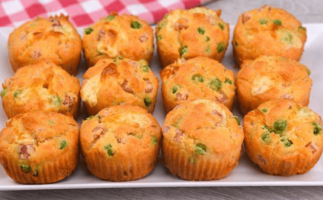Muffin salati con piselli: perfetti per un antipasto sfizioso!