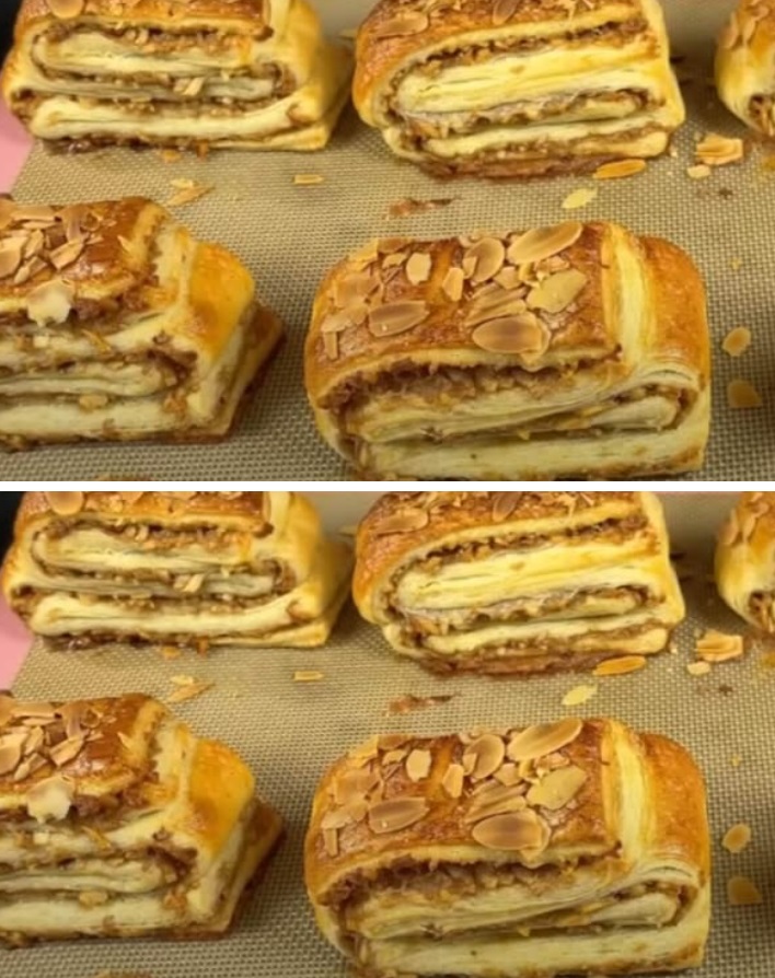 Quadrotti di pasta sfoglia con mele e mandorle facili