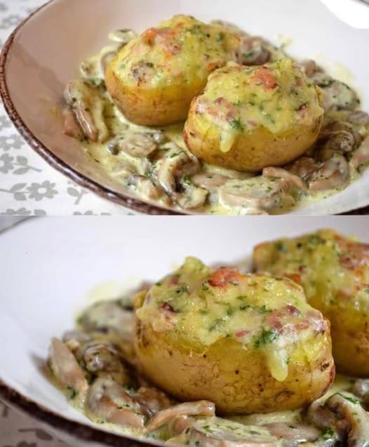 Patate ripiene di pancetta e funghi Reblochon con panna