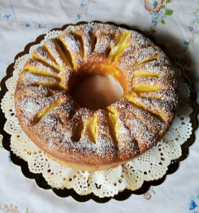 Naturalny środek czyszczący z liści laurowych i sody – prosty przepis