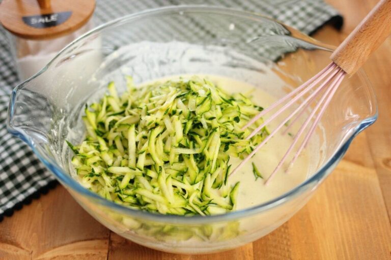 La schiacciatina di zucchine: leggera, saporita e perfetta per ogni occasione